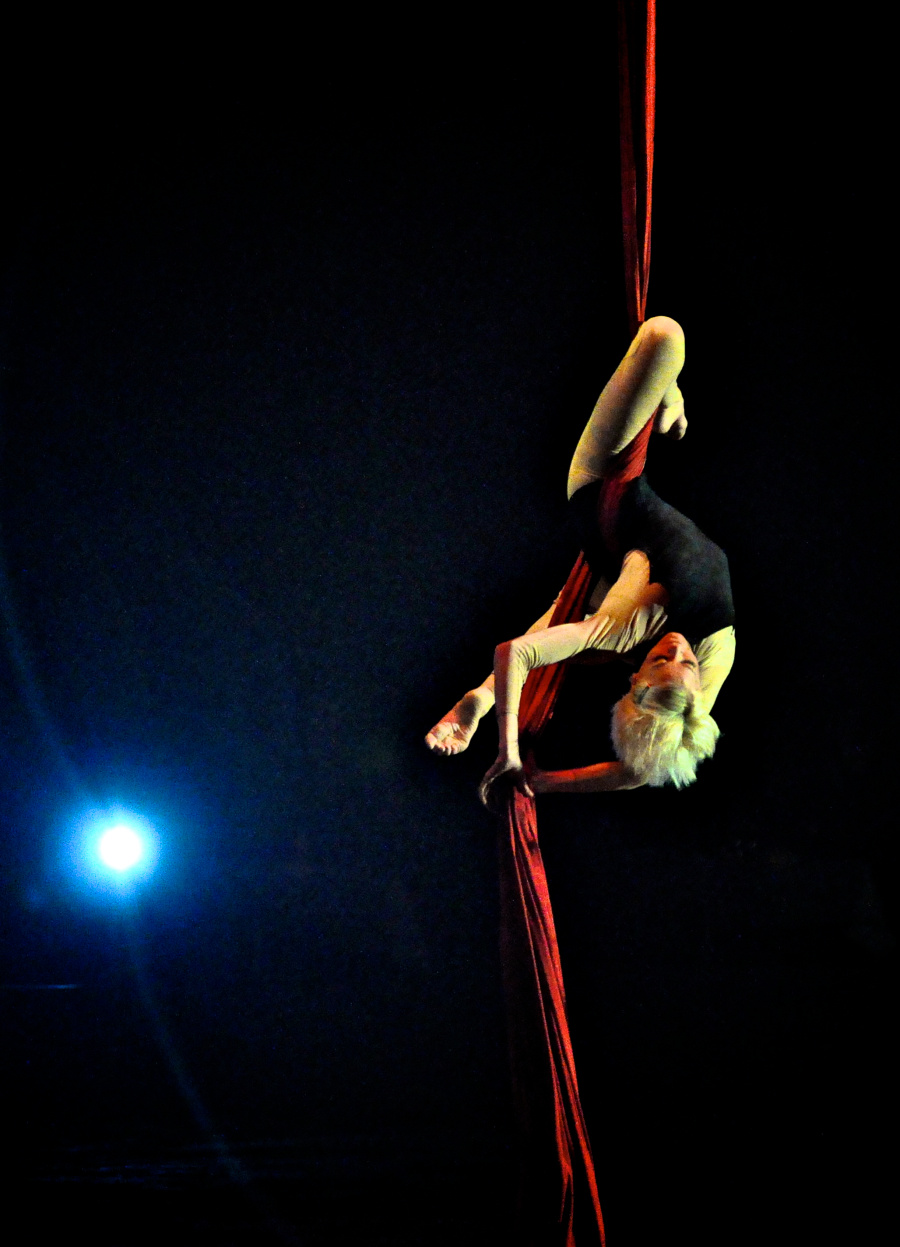 Aerial Silks Solo